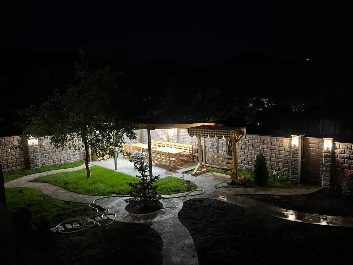 Tigran Hotel By Black & Gold Goris Exterior photo